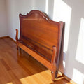 Cama de matrimonio de caoba elegante y única - Cositas Antiguas – La Guadaña, Anticuarios Online en Jerez , vender antigüedades, muebles antiguos