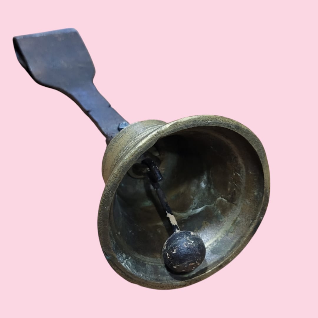 Campanilla vintage de bronce con soporte de hierro forjado - Cositas Antiguas – La Guadaña, Anticuarios Online en Jerez , vender antigüedades, muebles antiguos