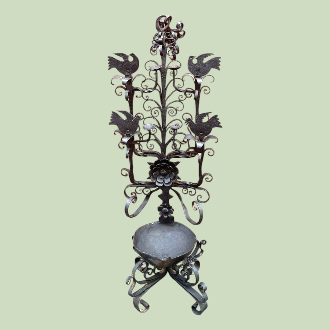 Candil de Forja Artesanal – Iluminación Rústica y Elegante - Cositas Antiguas – La Guadaña, Anticuarios Online en Jerez , vender antigüedades, muebles antiguos