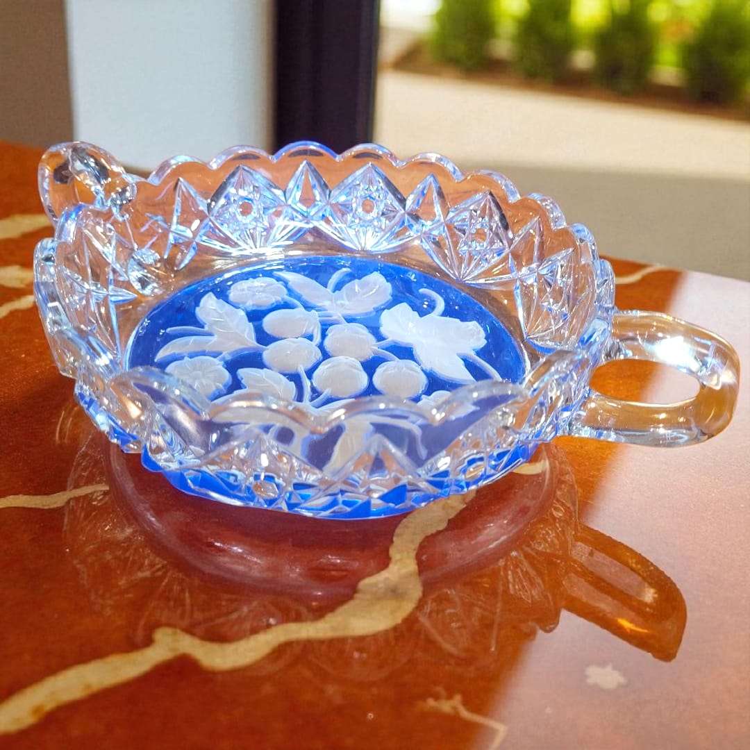Juego de compoteras de cristal azul con motivo floral - Cositas Antiguas – La Guadaña, Anticuarios Online en Jerez , vender antigüedades, muebles antiguos