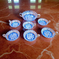 Juego de compoteras de cristal azul con motivo floral - Cositas Antiguas – La Guadaña, Anticuarios Online en Jerez , vender antigüedades, muebles antiguos