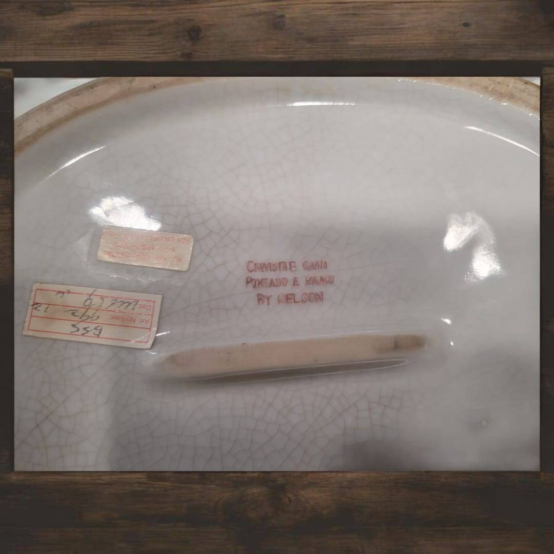 Centro de mesa de porcelana pintado a mano y firmado - Cositas Antiguas – La Guadaña, Anticuarios Online en Jerez , vender antigüedades, muebles antiguos