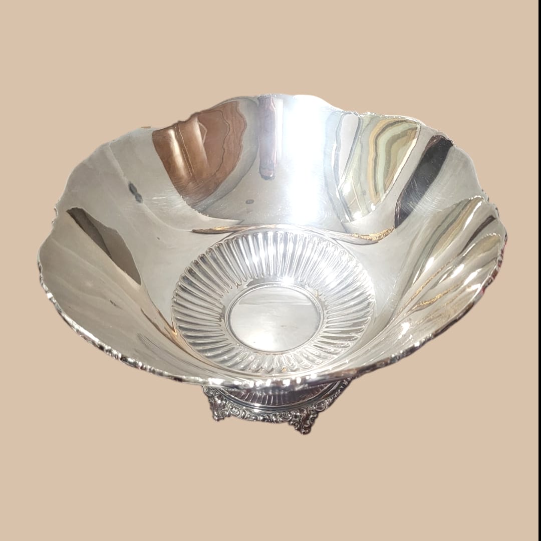 Centro de mesa de metal plateado, elegante y refinado diseño - Cositas Antiguas – La Guadaña, Anticuarios Online en Jerez , vender antigüedades, muebles antiguos