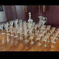 Cristaleria antigua completa para 8 comensales con licorera - Cositas Antiguas – La Guadaña, Anticuarios Online en Jerez , vender antigüedades, muebles antiguos