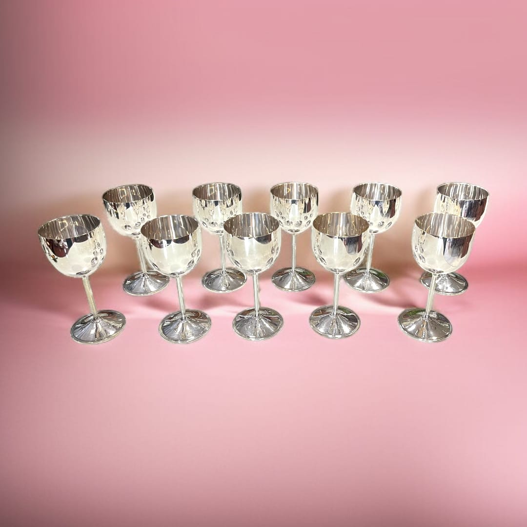 Lote de 10 copas de metal plateado | Elegancia exclusiva - Cositas Antiguas – La Guadaña, Anticuarios Online en Jerez , vender antigüedades, muebles antiguos