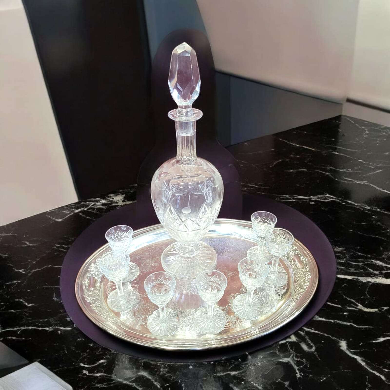 Juego de copas de licor de cristal tallado antiguo - Cositas Antiguas – La Guadaña, Anticuarios Online en Jerez , vender antigüedades, muebles antiguos