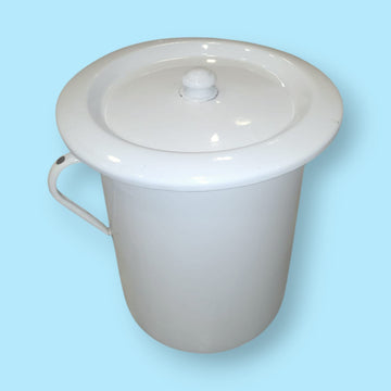 Cubo esmaltado blanco de la década de 1920 – Pieza vintage - Cositas Antiguas – La Guadaña, Anticuarios Online en Jerez , vender antigüedades, muebles antiguos