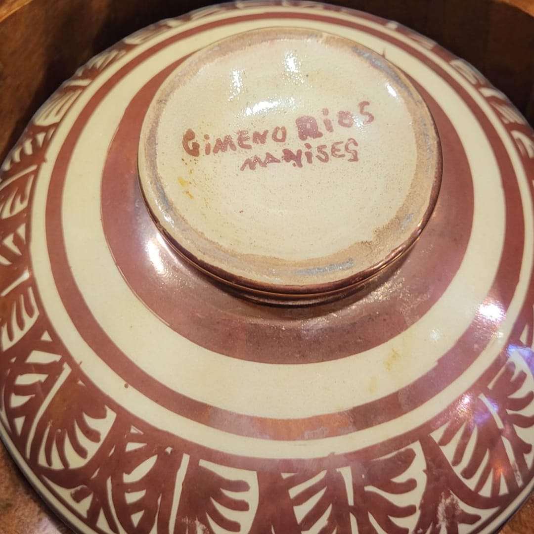 Cuencos de cerámica Manises, diseño tradicional y elegante - Cositas Antiguas – La Guadaña, Anticuarios Online en Jerez , vender antigüedades, muebles antiguos