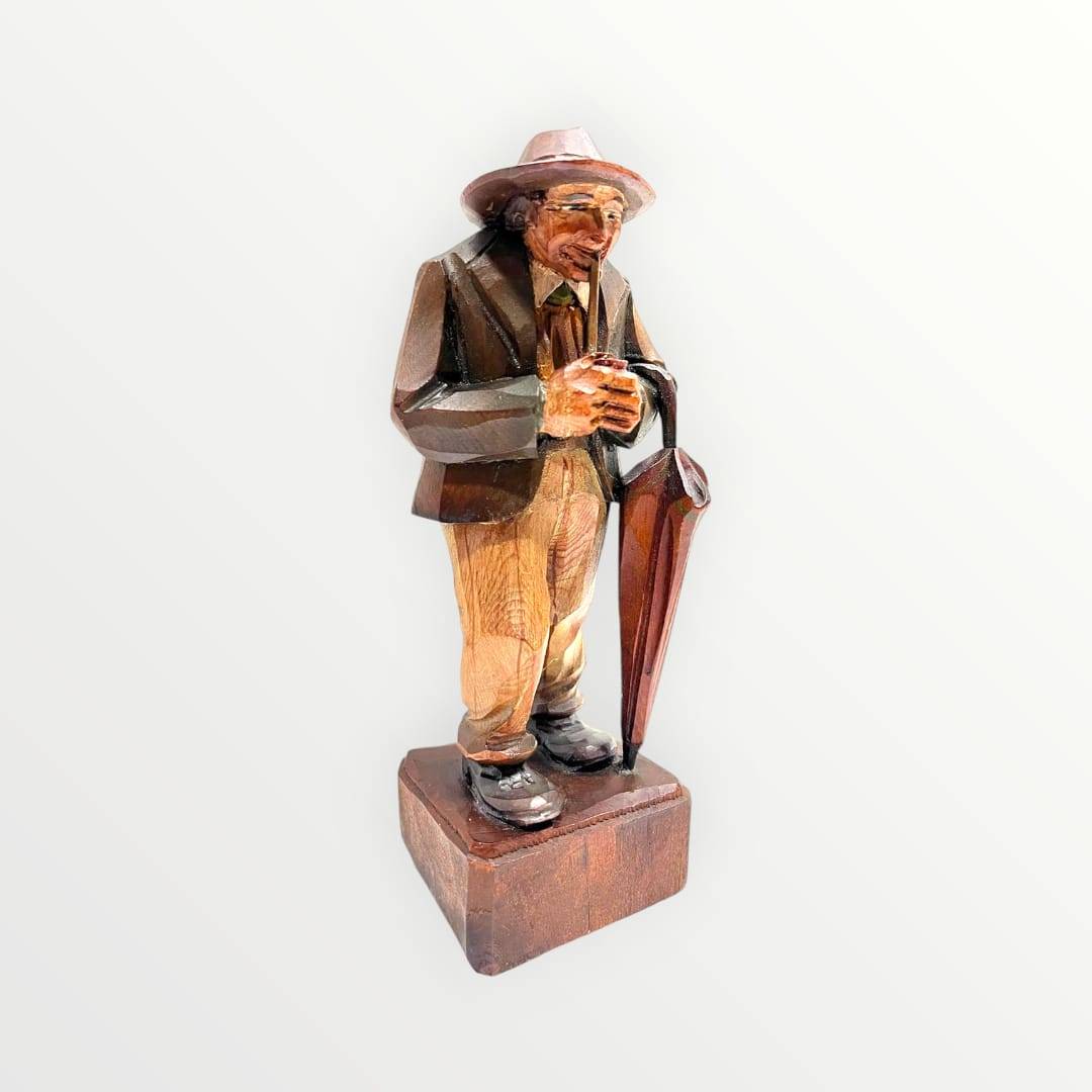 Figuras de madera rústicas de pareja mayor con detalle único - Cositas Antiguas – La Guadaña, Anticuarios Online en Jerez , vender antigüedades, muebles antiguos