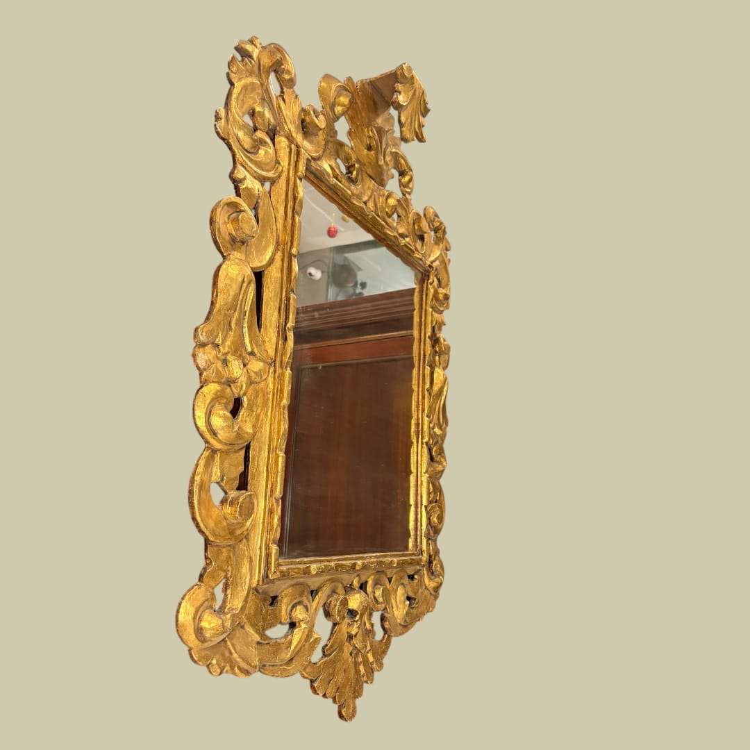 Espejo cornucopia dorado estilo rococó | Elegancia clásica - Cositas Antiguas – La Guadaña, Anticuarios Online en Jerez , vender antigüedades, muebles antiguos