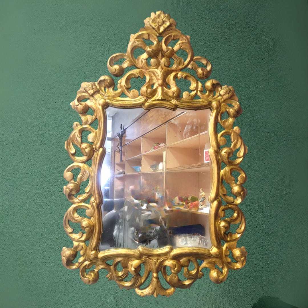 Espejo cornucopia ornamental para una decoración elegante - Cositas Antiguas – La Guadaña, Anticuarios Online en Jerez , vender antigüedades, muebles antiguos