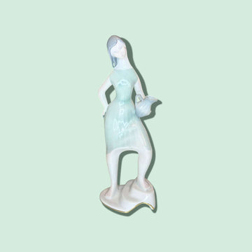 Figura Santa Clara | Porcelana española coleccionable - Cositas Antiguas – La Guadaña, Anticuarios Online en Jerez , vender antigüedades, muebles antiguos