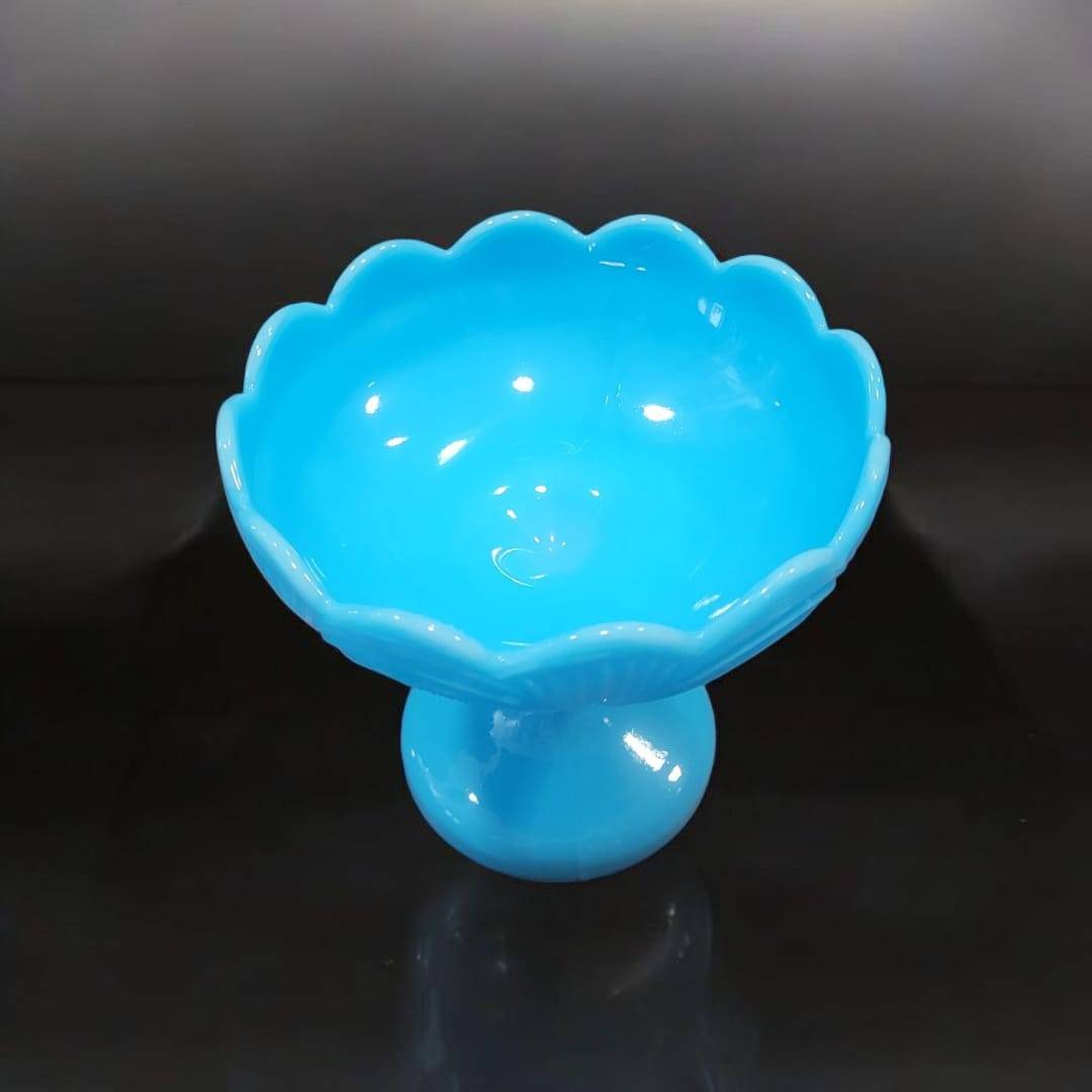 Frutero de opalina azul con diseño ondulado y elegante - Cositas Antiguas – La Guadaña, Anticuarios Online en Jerez , vender antigüedades, muebles antiguos