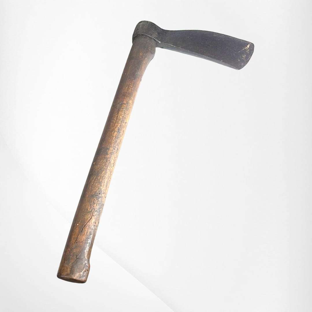 Hacha antigua de hierro y madera | Pieza rústica única - Cositas Antiguas – La Guadaña, Anticuarios Online en Jerez , vender antigüedades, muebles antiguos