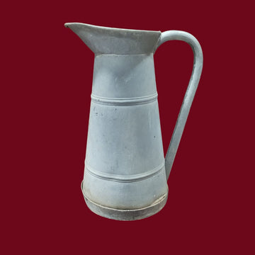Aguamanil de Zinc con asa, diseño vintage y resistente - Cositas Antiguas – La Guadaña, Anticuarios Online en Jerez , vender antigüedades, muebles antiguos
