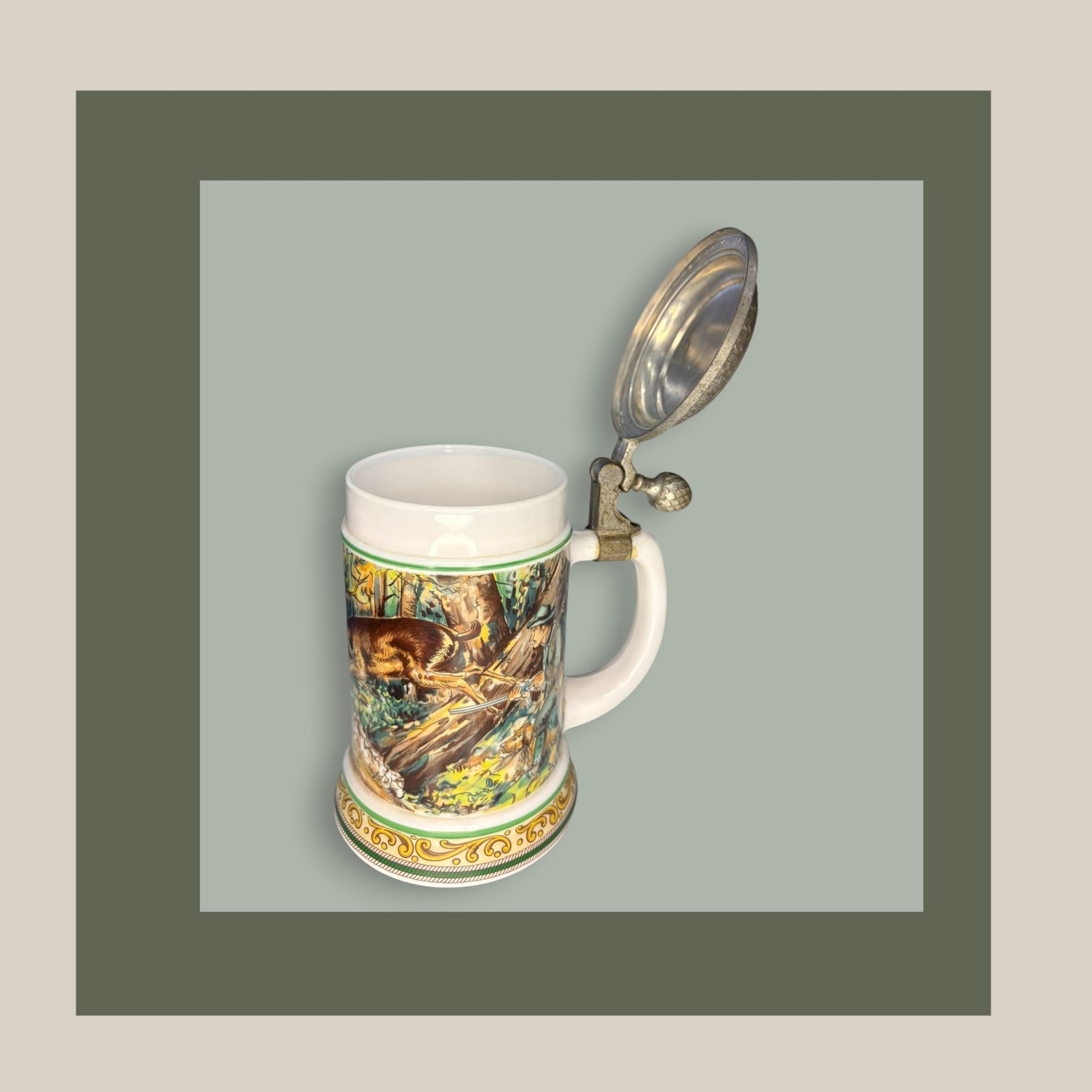 Jarra de cerveza alemana antigua de porcelana con tapa - Cositas Antiguas – La Guadaña, Anticuarios Online en Jerez , vender antigüedades, muebles antiguos