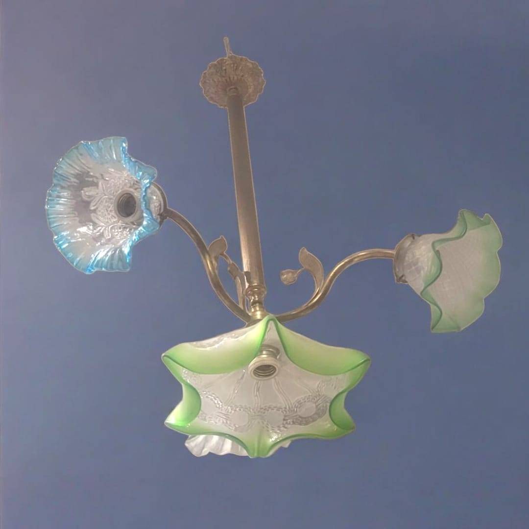 Lampara de techo vintage con 4 tulipas de cristal - Cositas Antiguas – La Guadaña, Anticuarios Online en Jerez , vender antigüedades, muebles antiguos