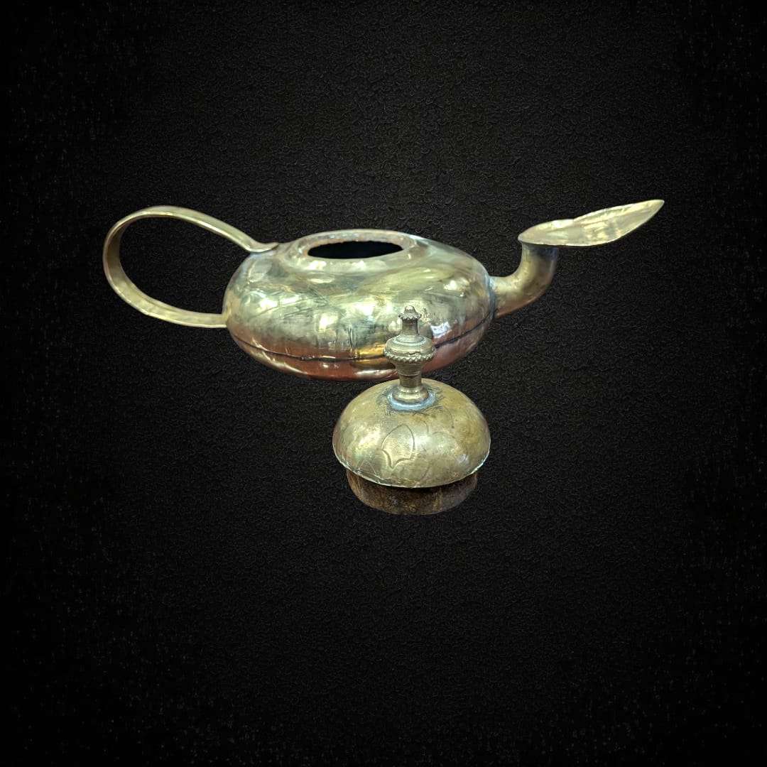 Lampara de Aceite Estilo Musulmán – Autenticidad - Cositas Antiguas – La Guadaña, Anticuarios Online en Jerez , vender antigüedades, muebles antiguos