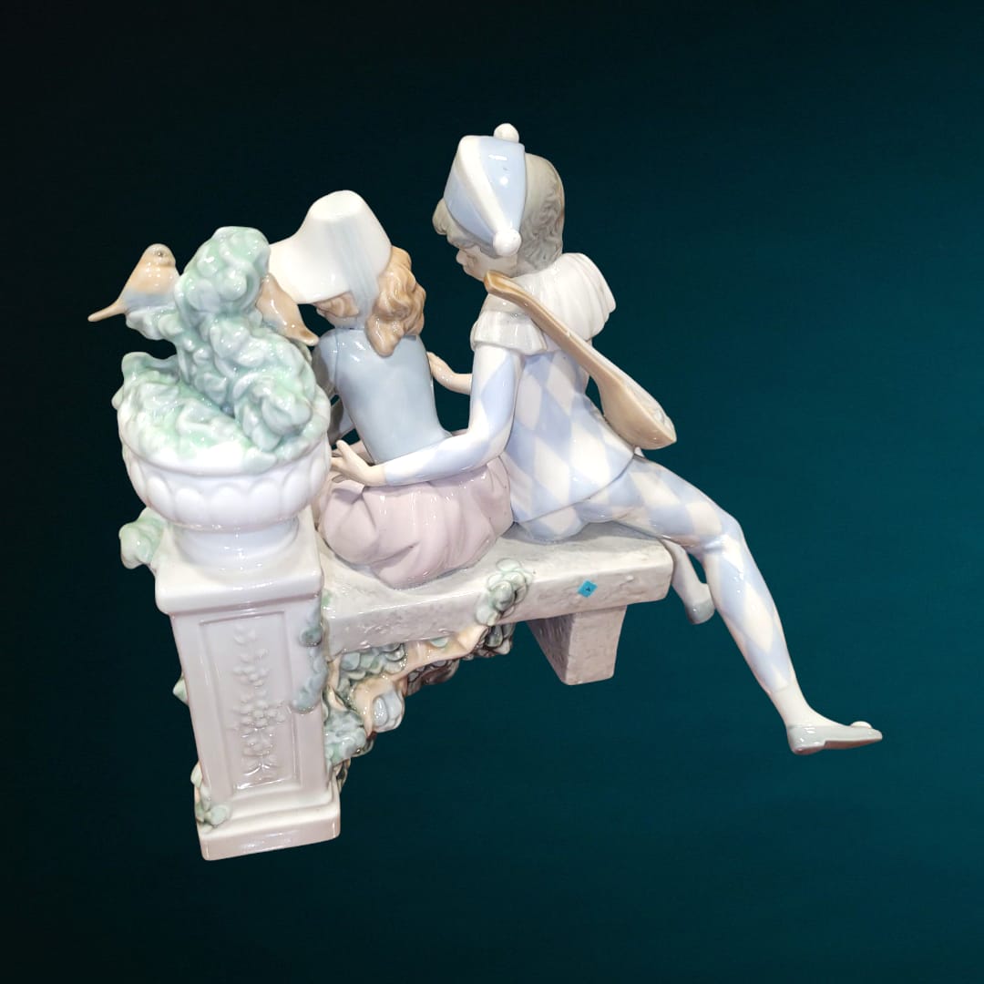 Figura de porcelana NAO LLADRÓ "Amor precioso" única - Cositas Antiguas – La Guadaña, Anticuarios Online en Jerez , vender antigüedades, muebles antiguos
