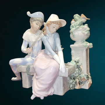 Figura de porcelana NAO LLADRÓ "Amor precioso" única - Cositas Antiguas – La Guadaña, Anticuarios Online en Jerez , vender antigüedades, muebles antiguos