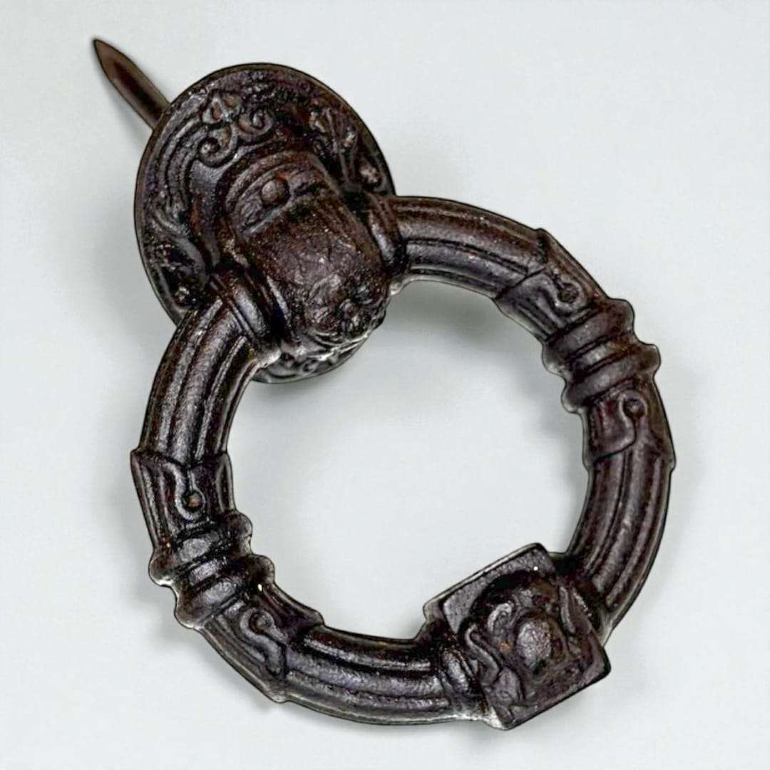 Aldaba de Argolla Siglo XVIII en Hierro Forjado Auténtico - Cositas Antiguas – La Guadaña, Anticuarios Online en Jerez , vender antigüedades, muebles antiguos