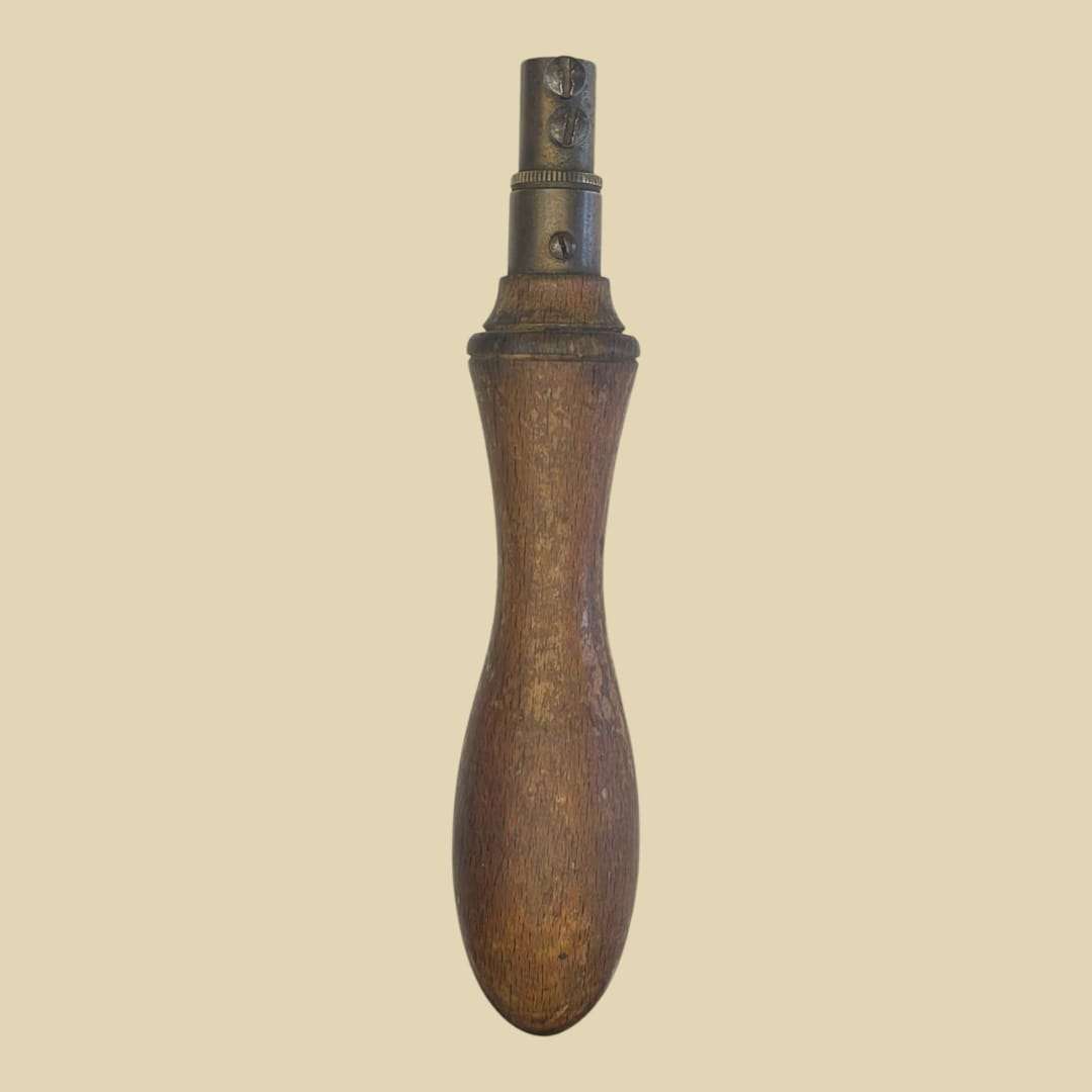 Mango de sierra de carpintería antiguo de madera y metal - Cositas Antiguas – La Guadaña, Anticuarios Online en Jerez , vender antigüedades, muebles antiguos