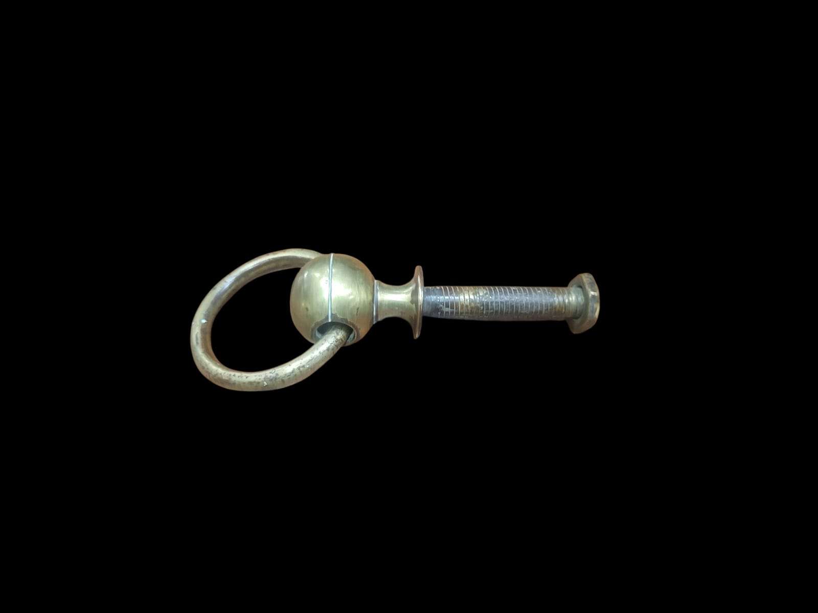 Argolla tirador de puerta antigua de bronce única - Cositas Antiguas – La Guadaña, Anticuarios Online en Jerez , vender antigüedades, muebles antiguos