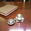 Azucarero de Metal Plateado: Diseño de Manzana Exclusivo - Cositas Antiguas – La Guadaña, Anticuarios Online en Jerez , vender antigüedades, muebles antiguos