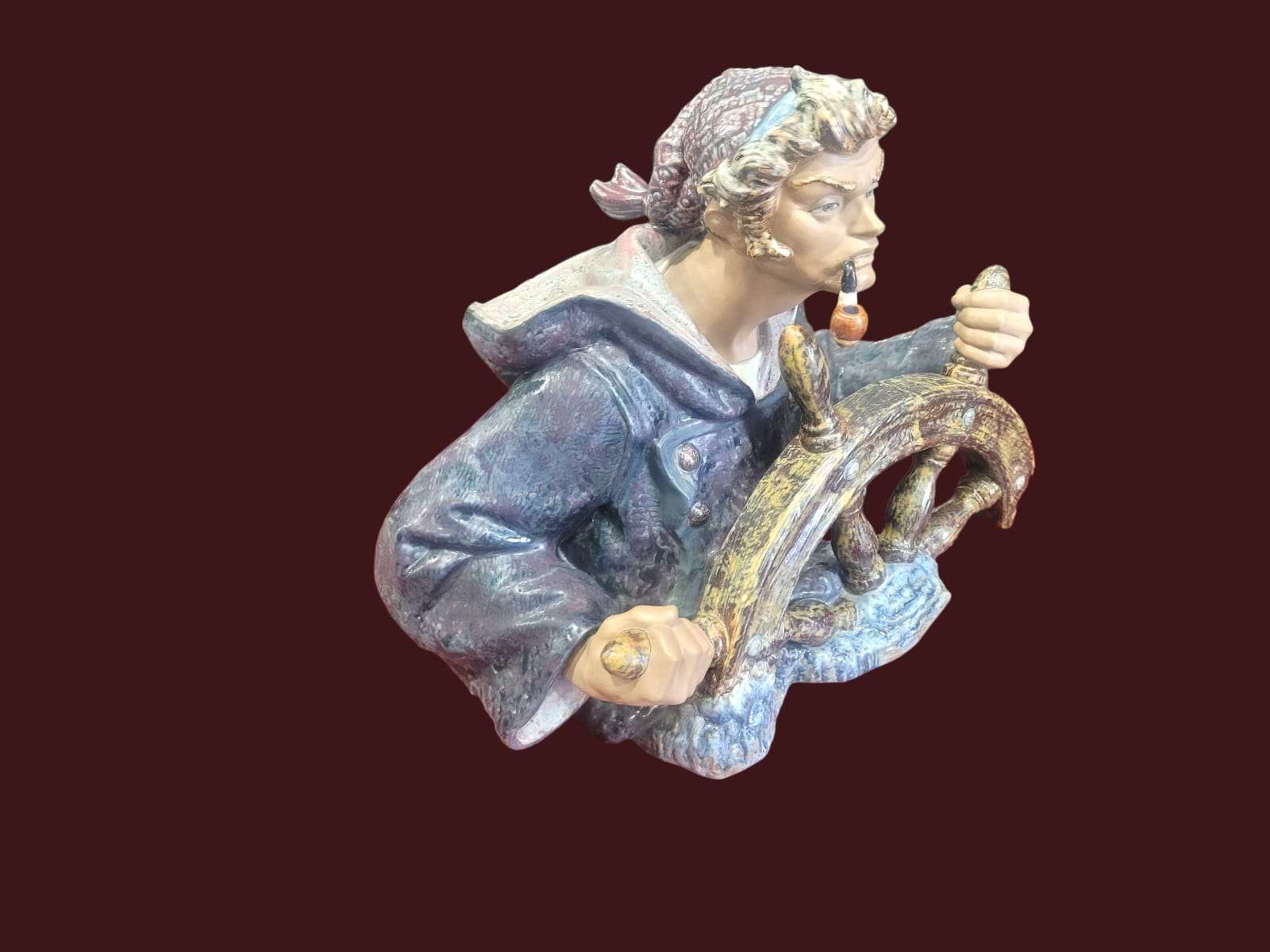 Figura de porcelana Lladró "Timonel", edición coleccionista - Cositas Antiguas – La Guadaña, Anticuarios Online en Jerez , vender antigüedades, muebles antiguos