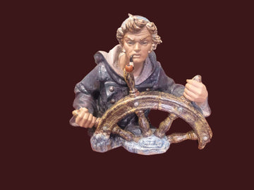 Figura de porcelana Lladró "Timonel", edición coleccionista - Cositas Antiguas – La Guadaña, Anticuarios Online en Jerez , vender antigüedades, muebles antiguos