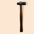 Martillo de bola antiguo con mango de madera original - Cositas Antiguas – La Guadaña, Anticuarios Online en Jerez , vender antigüedades, muebles antiguos
