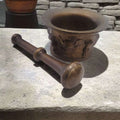 Mortero de bronce con maja antigua artesanal - Cositas Antiguas – La Guadaña, Anticuarios Online en Jerez , vender antigüedades, muebles antiguos