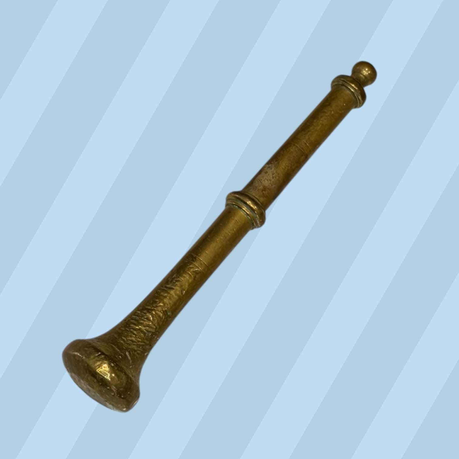 Mortero de bronce antiguo con maja original auténtica - Cositas Antiguas – La Guadaña, Anticuarios Online en Jerez , vender antigüedades, muebles antiguos