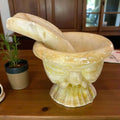 Mortero de Alabastro Antiguo: Arte y Funcionalidad - Cositas Antiguas – La Guadaña, Anticuarios Online en Jerez , vender antigüedades, muebles antiguos