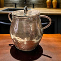 Olla de cobre antigua martilleada con tapa y asas - Cositas Antiguas – La Guadaña, Anticuarios Online en Jerez , vender antigüedades, muebles antiguos