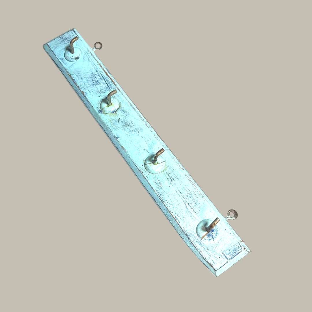 Percha antigua de madera con ganchos resistentes | Vintage - Cositas Antiguas – La Guadaña, Anticuarios Online en Jerez , vender antigüedades, muebles antiguos