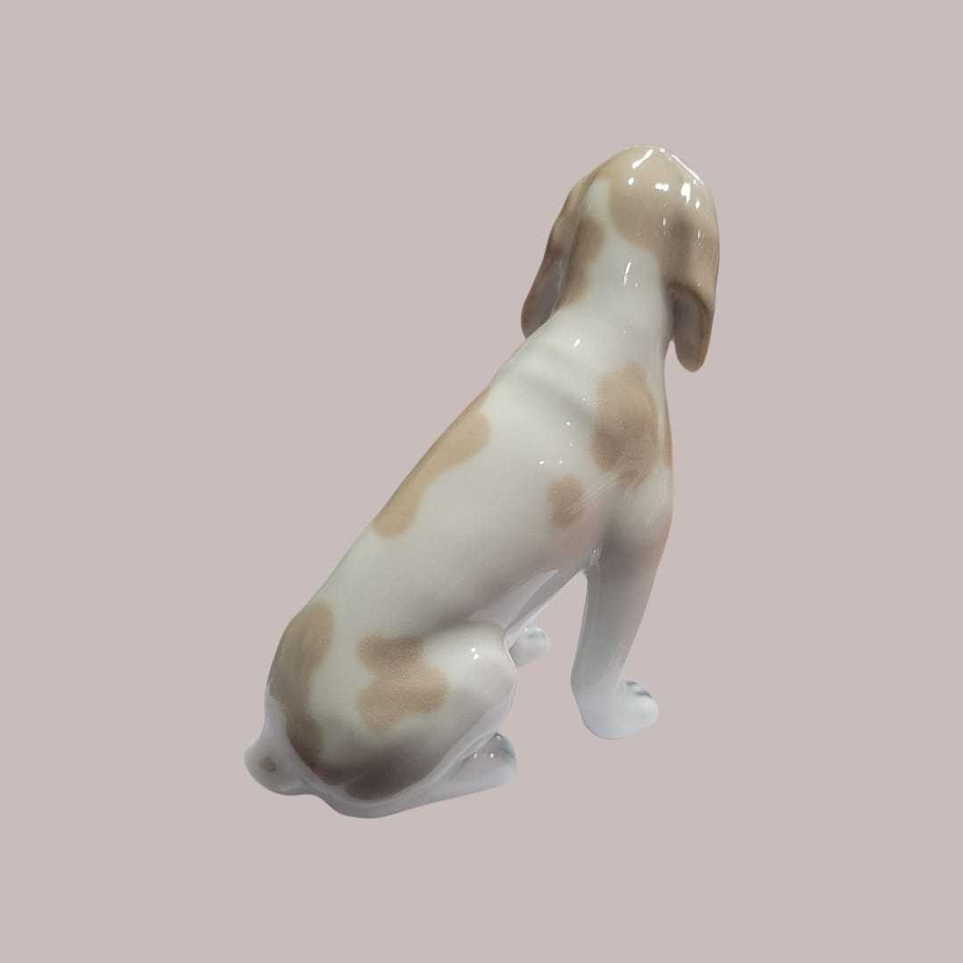 Perro de porcelana Lladró sentado en acabado brillante - Cositas Antiguas – La Guadaña, Anticuarios Online en Jerez , vender antigüedades, muebles antiguos
