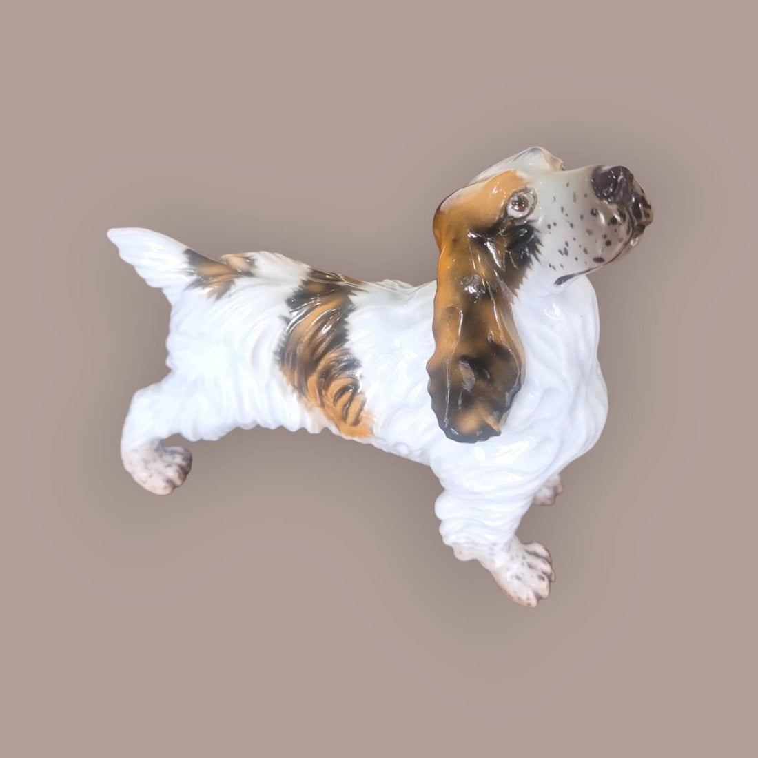 Perro porcelana marca C Martinu años 70 pieza vintage única - Cositas Antiguas – La Guadaña, Anticuarios Online en Jerez , vender antigüedades, muebles antiguos