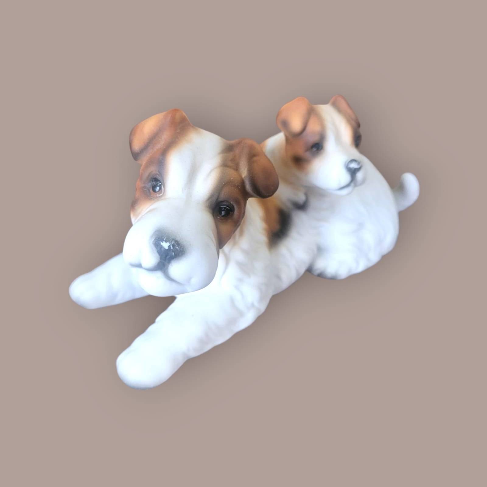 Figura biscuit Jack Russell Terrier con cachorro - Cositas Antiguas – La Guadaña, Anticuarios Online en Jere
