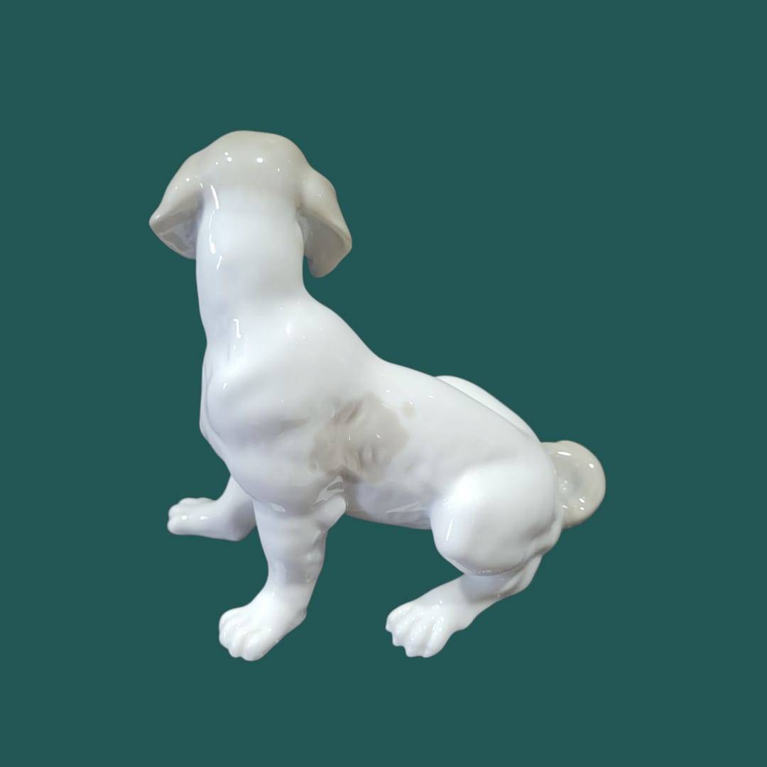 Figura perro NAO Lladró porcelana sentado - Cositas Antiguas – La Guadaña, Anticuarios Online en Jerez , vender antigüedades, muebles antiguos