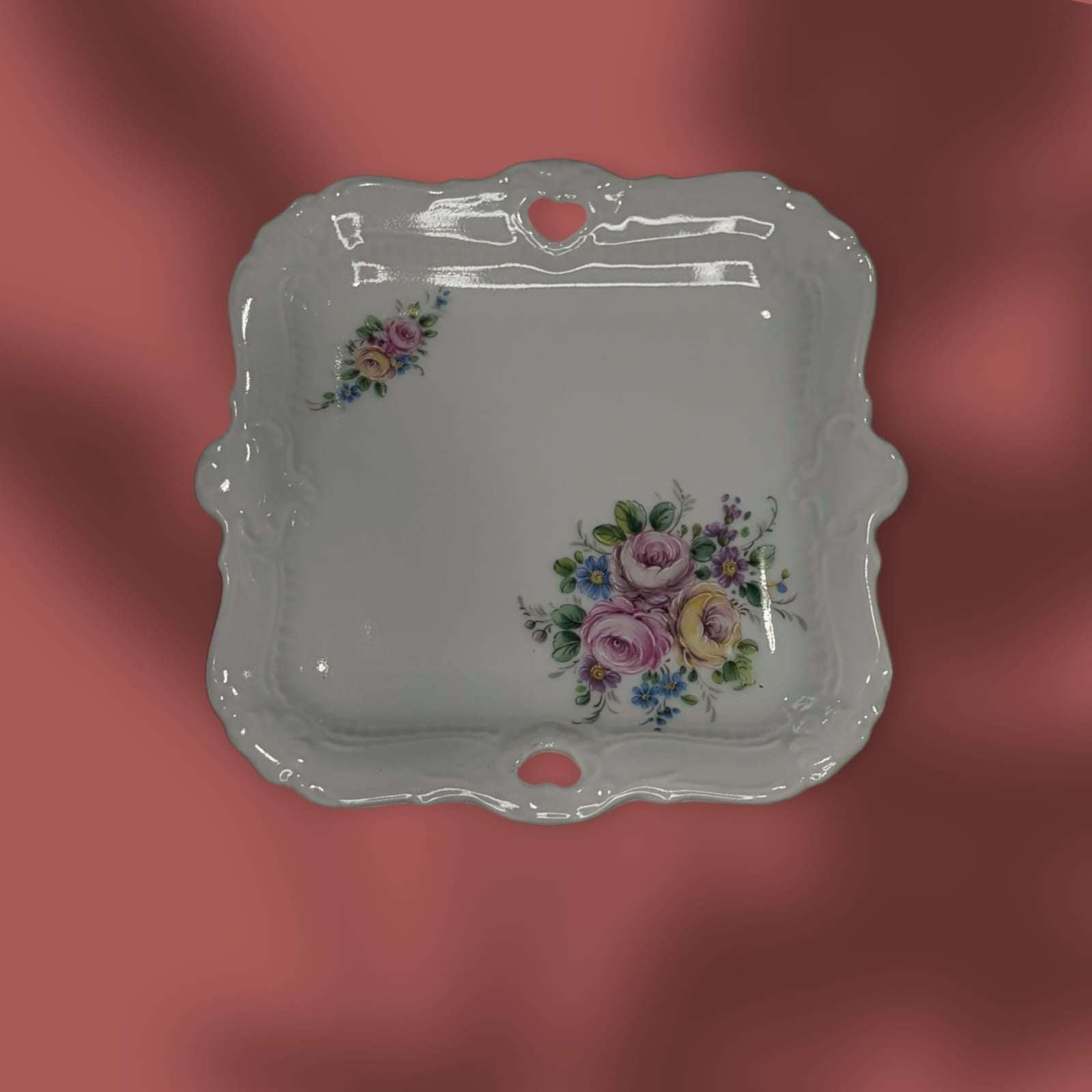 Pareja de bandejitas de porcelana Victoria – Elegancia - Cositas Antiguas – La Guadaña, Anticuarios Online en Jerez , vender antigüedades, muebles antiguos