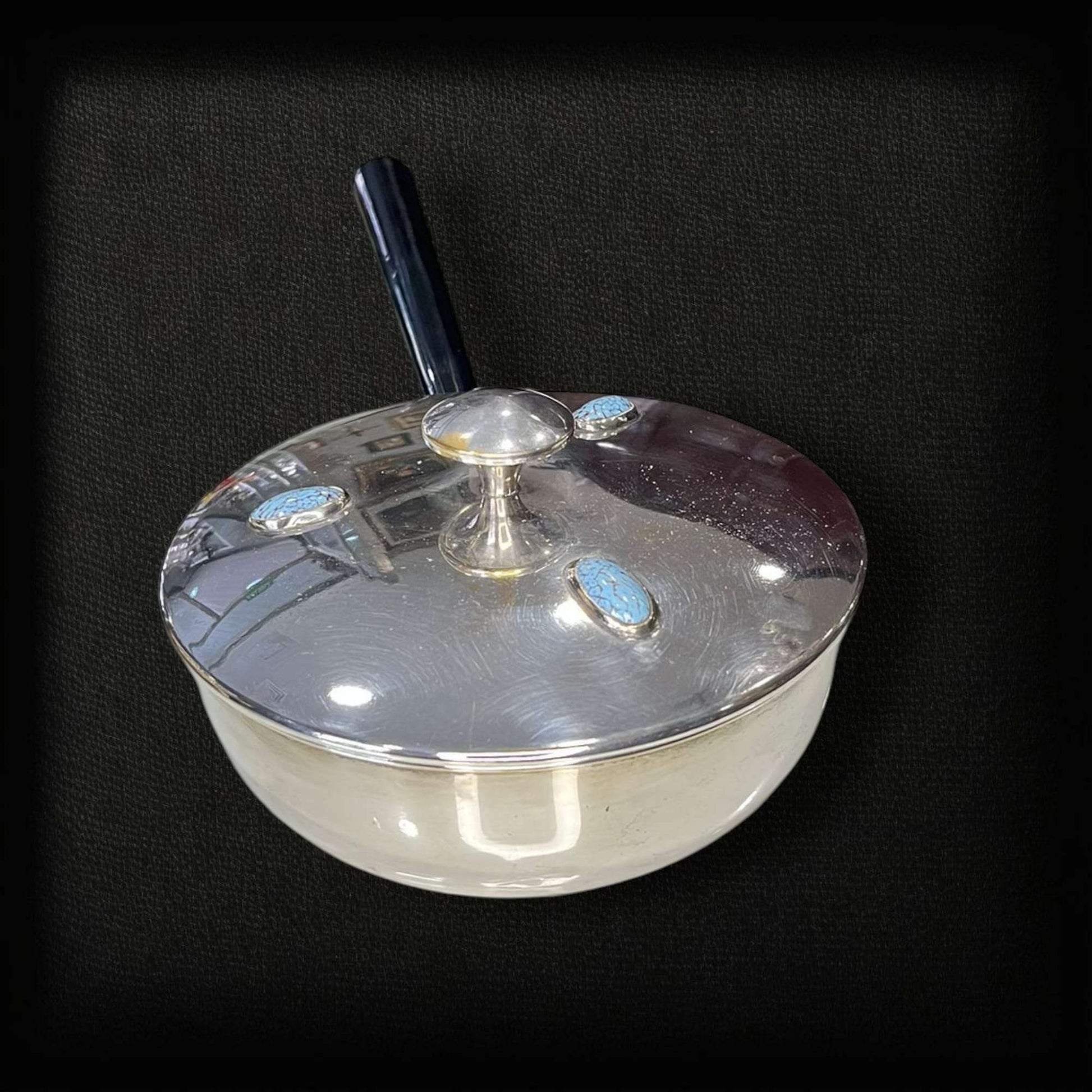 Portafritos de metal plateado con mango – Diseño clásico - Cositas Antiguas – La Guadaña, Anticuarios Online en Jerez , vender antigüedades, muebles antiguos