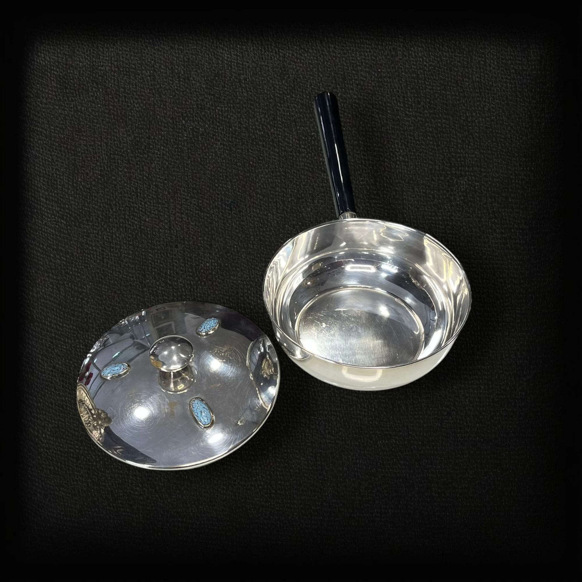 Portafritos de metal plateado con mango – Diseño clásico - Cositas Antiguas – La Guadaña, Anticuarios Online en Jerez , vender antigüedades, muebles antiguos
