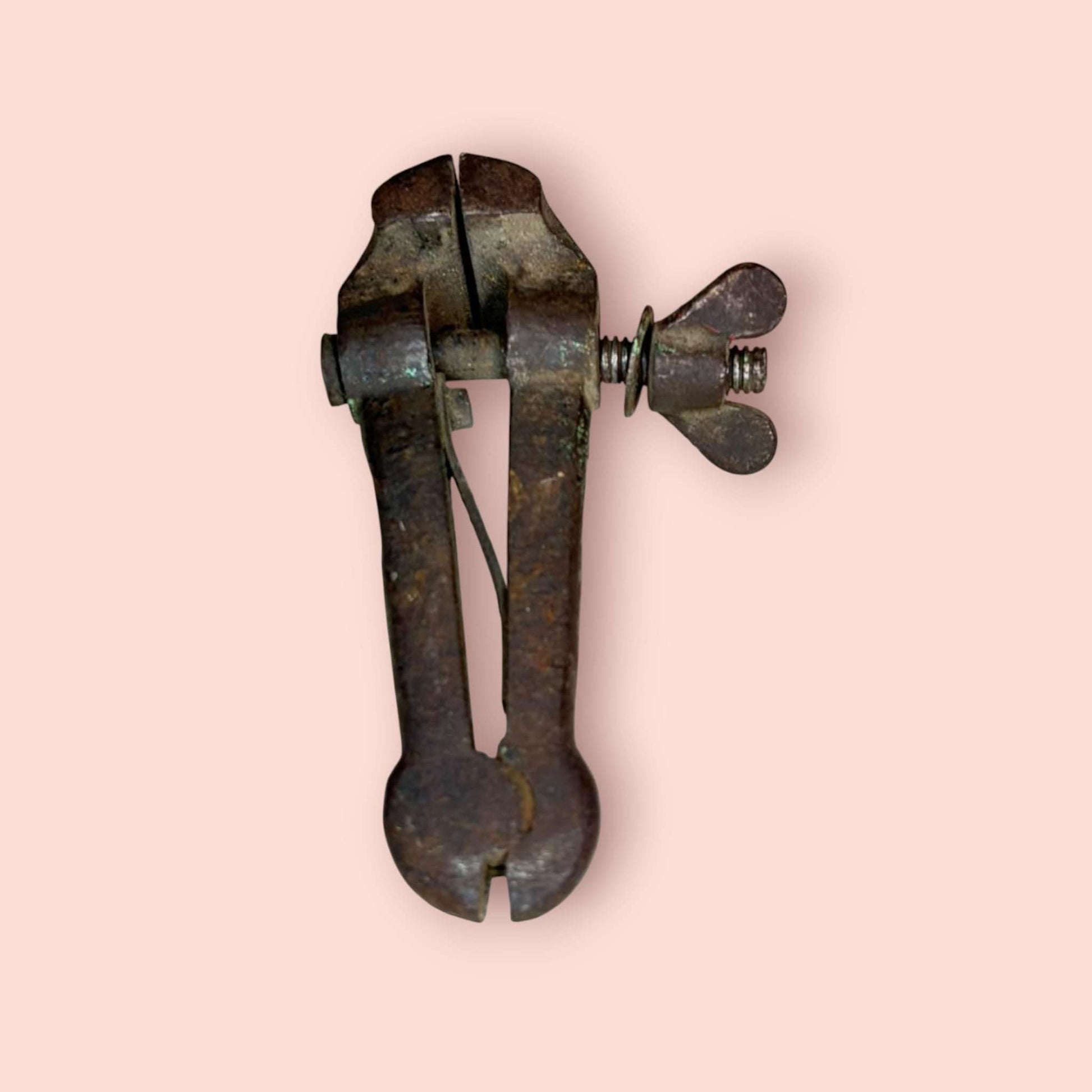Presilla antigua de talabartero: pieza exclusiva - Cositas Antiguas – La Guadaña, Anticuarios Online en Jerez , vender antigüedades, muebles antiguos