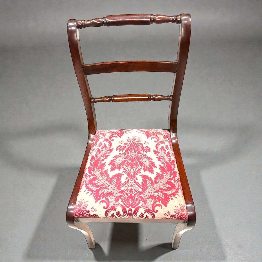 Lote de 4 Sillas de caoba tapizadas antiguas elegantes - Cositas Antiguas – La Guadaña, Anticuarios Online en Jerez , vender antigüedades, muebles antiguos