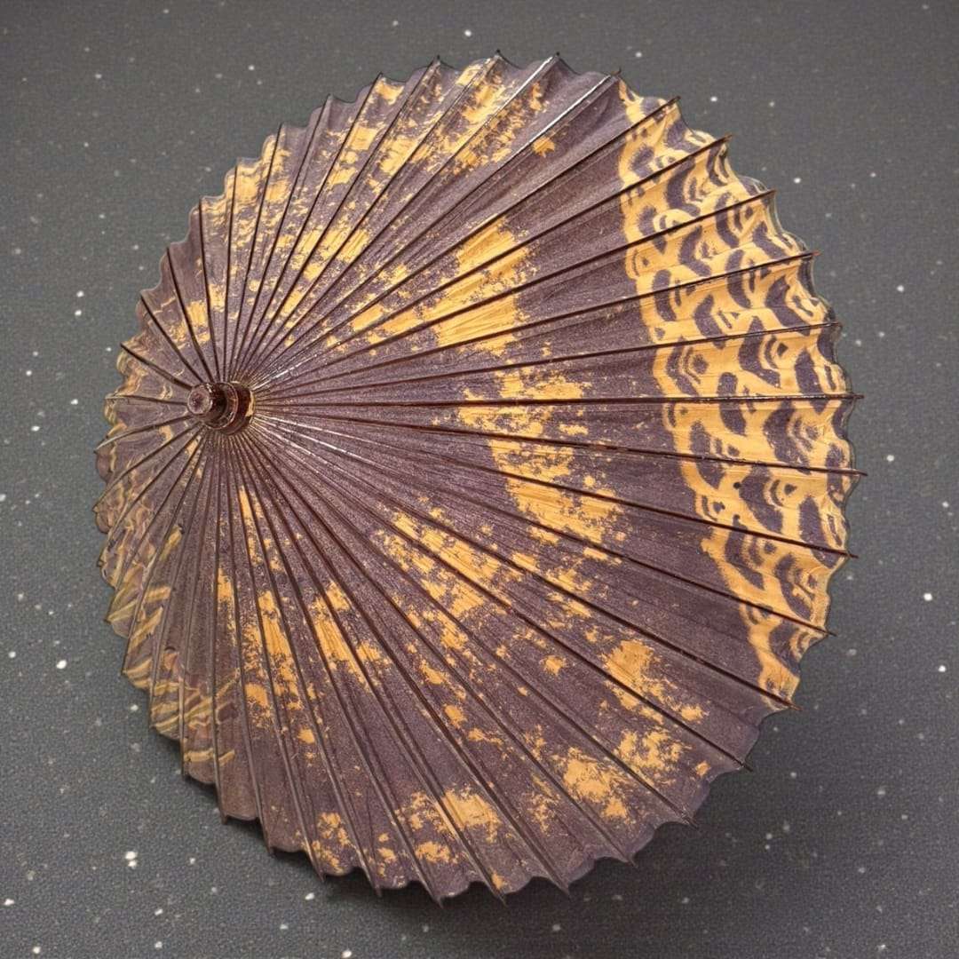 Sombrilla tradicional china antigua | Elegancia y colección - Cositas Antiguas – La Guadaña, Anticuarios Online en Jerez , vender antigüedades, muebles antiguos