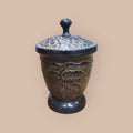 Tibor de metal con relieves vegetales, tapa decorada - Cositas Antiguas – La Guadaña, Anticuarios Online en Jerez , vender antigüedades, muebles antiguos