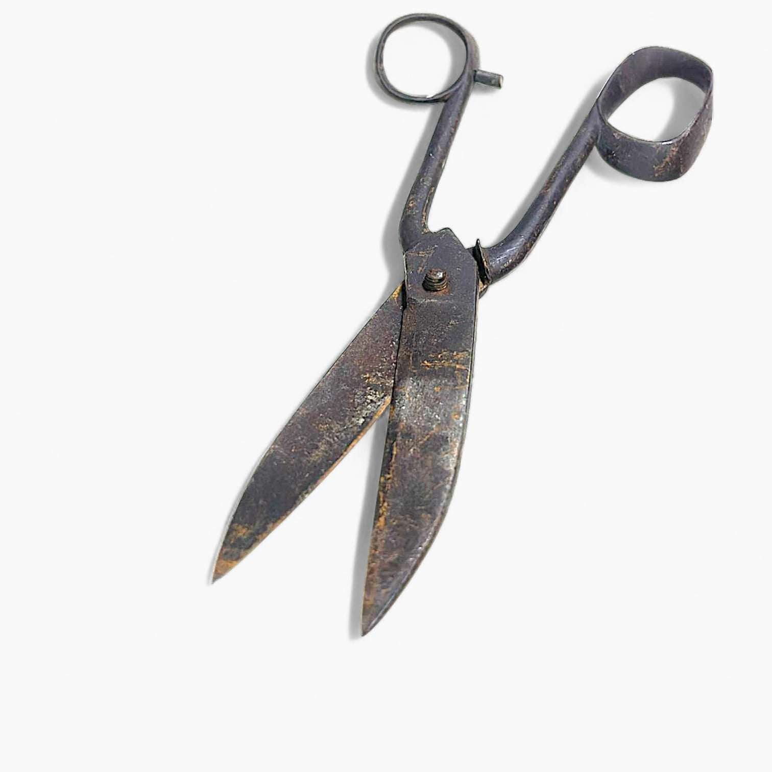 Tijeras antiguas de sastre de acero forjado - Cositas Antiguas – La Guadaña, Anticuarios Online en Jerez , vender antigüedades, muebles antiguos