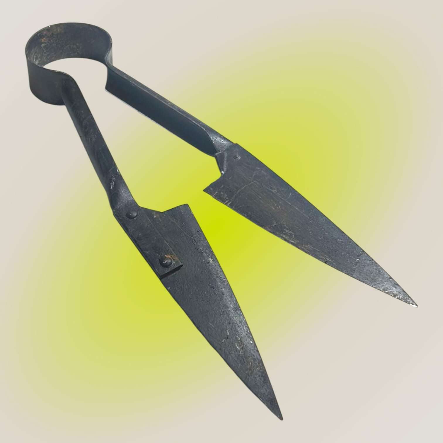 Tijera de esquilar antigua – herramienta de campo auténtica - Cositas Antiguas – La Guadaña, Anticuarios Online en Jerez , vender antigüedades, muebles antiguos