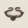 Tirador de metal antiguo con diseño decorativo único - Cositas Antiguas – La Guadaña, Anticuarios Online en Jerez , vender antigüedades, muebles antiguos